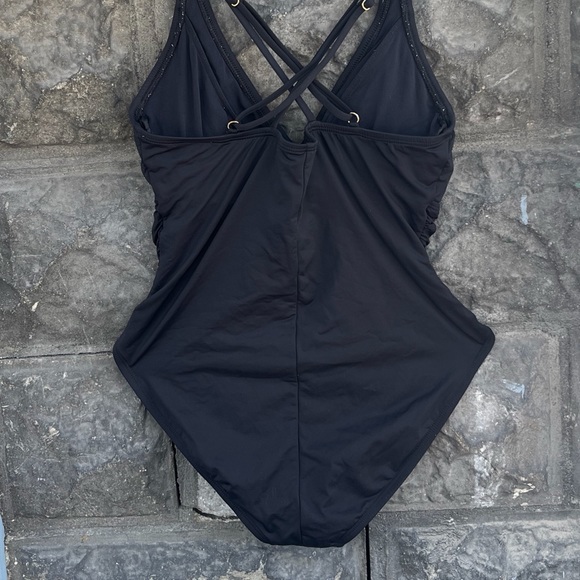 La Blanca Black Bathing Suit - Picture 7 of 7